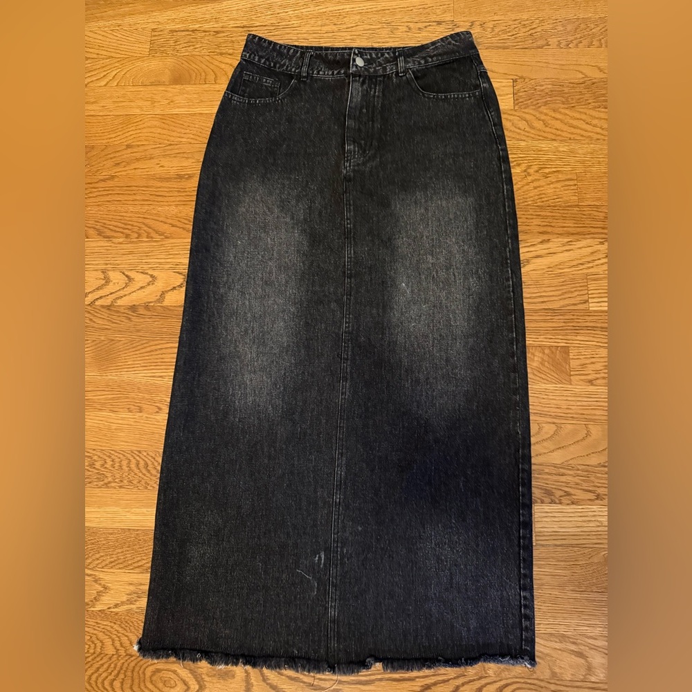 Black Denim Maxi Skirt - Picture 3 of 9